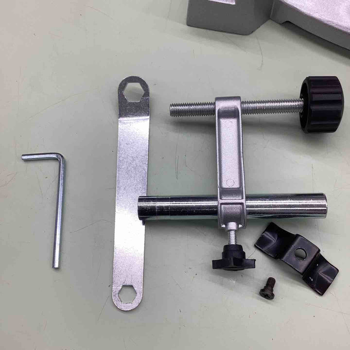 ◇新興製作所(SHINKO)  チップソー切断機 MTC-190 丸棒 パイプ 直径 L型鋼 木材 傾斜45度 DIY 【越谷店】