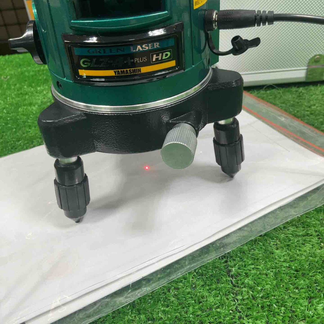 ◇山真製鋸(YAMASHIN)  グリーンレーザー墨出し器 GLZ-4+【草加店】