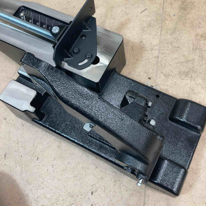 【中古美品】マキタ(makita) ポータブルバンドソー用スタンド No.194025-5【東大和店】