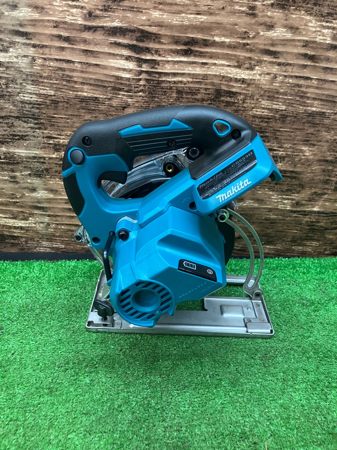 〇マキタ(makita) コードレスチップソーカッタ CS553DZS 刃径150mm 18V 本体のみ（【川越店】