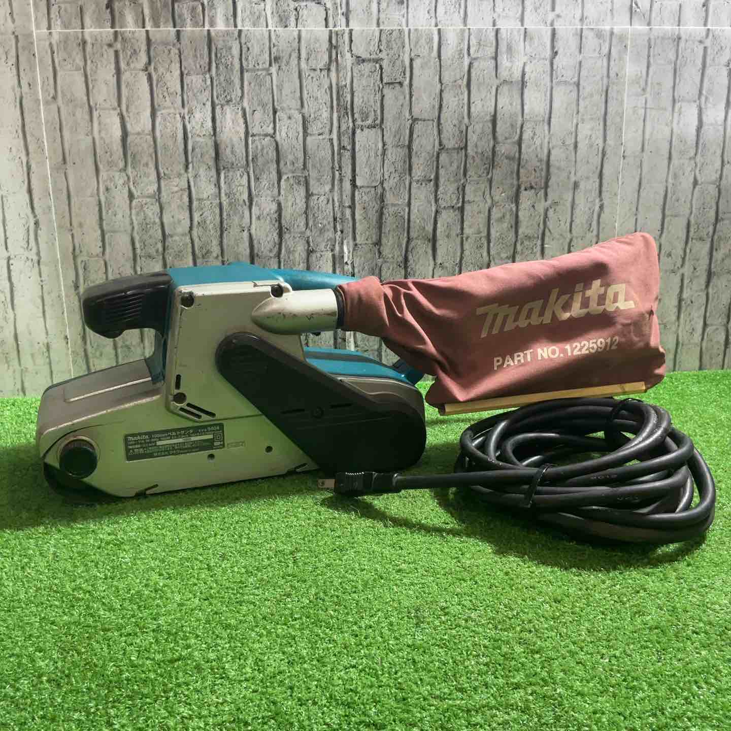 ☆マキタ(makita) ベルトサンダ 9404 動作確認済【川口店】 ☆マキタ(makita) ベルトサンダ 9404 動作確認済【川口店】 – アクト