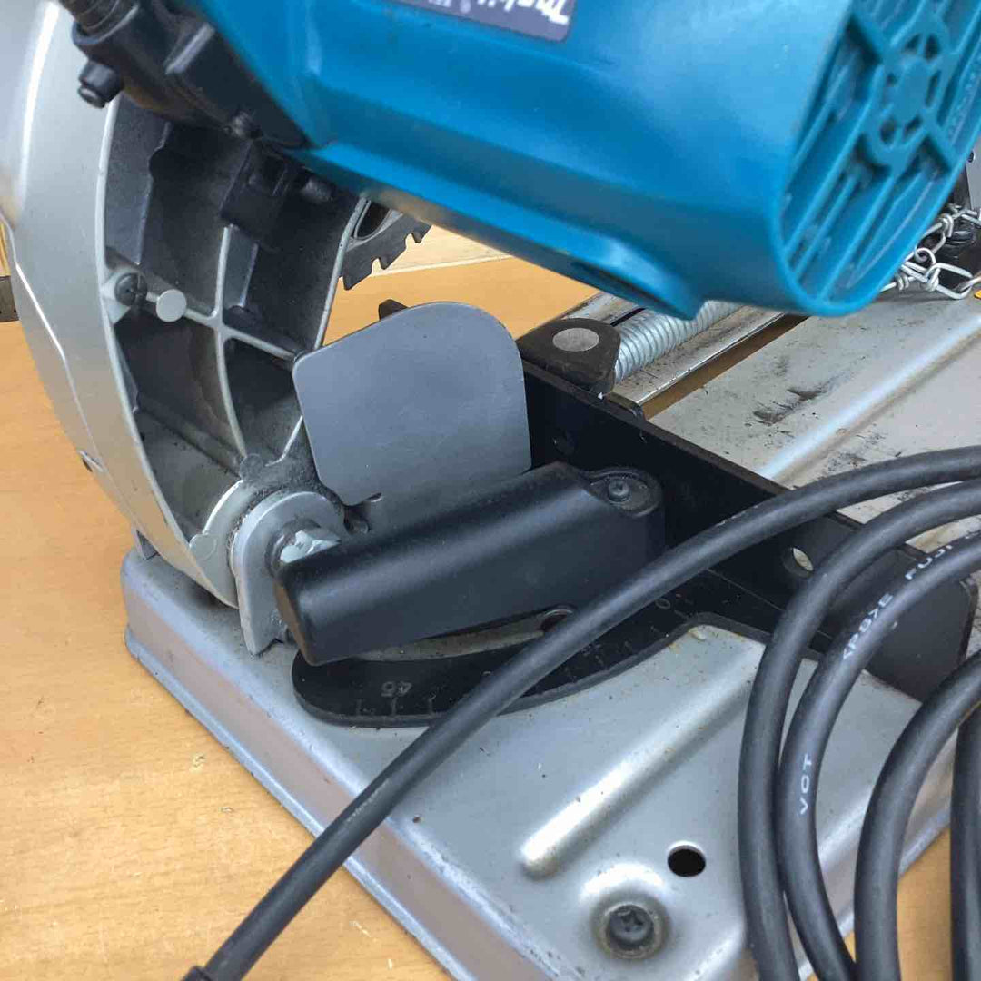 ☆マキタ(makita) チップソー切断機 LC0700F【越谷店】