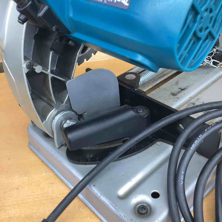 ☆マキタ(makita) チップソー切断機 LC0700F【越谷店】