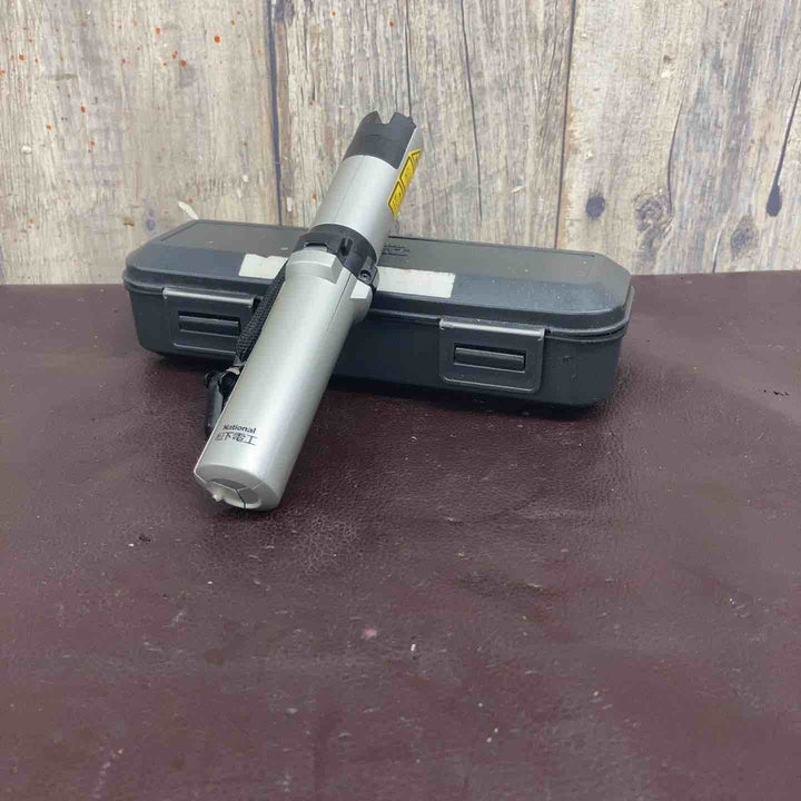 【中古品】 パナソニック(Panasonic)/ナショナル レーザー墨出し器 墨出し名人 BTL-1000 【東大和店】