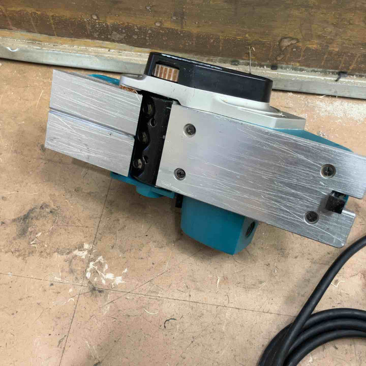 ☆マキタ(makita) 電気カンナ KP0800A【草加店】