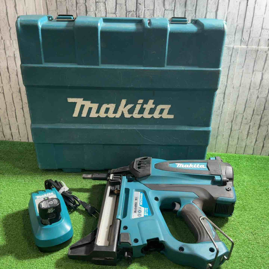 ★マキタ(makita) コードレスコンクリート用ガスピン打ち機 GN420C 動作確認済【川口店】