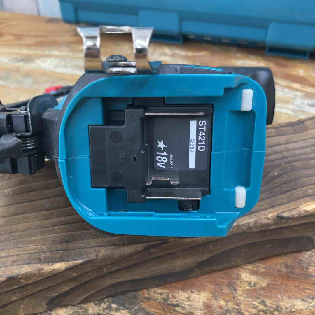 ★マキタ(makita) コードレスタッカー ST421DZK【柏店】