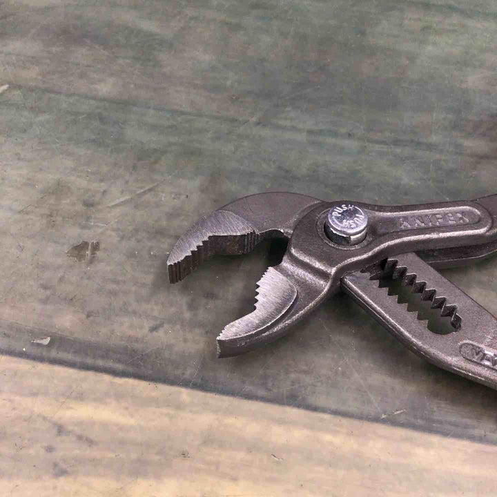 KNIPEX(クニペックス) ウォーターポンププライヤー コブラ 150mm 8701150 8701-150 【東大和店】