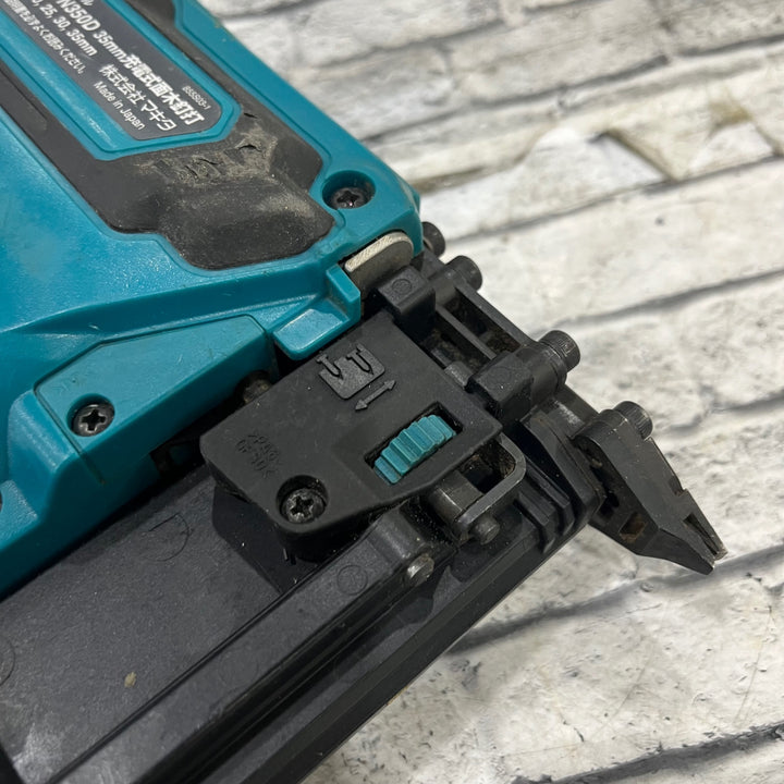 ★マキタ(makita) コードレスフィニッシュネイラ FN350DZK【川口店】