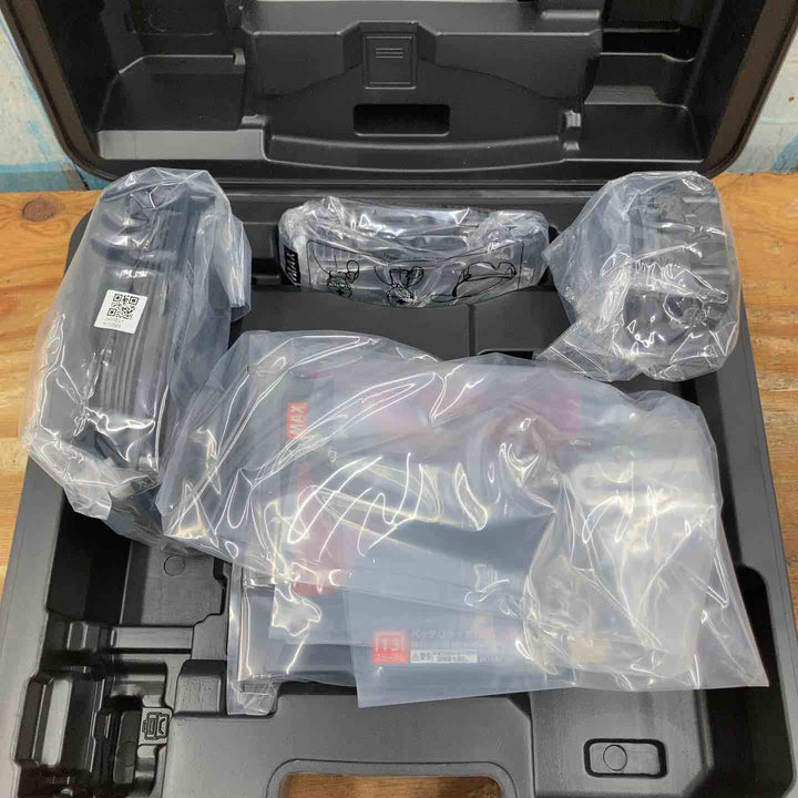 【未使用品】マックス(MAX) コードレスタッカ TG-Z4-BC/1850A 18V/14.4V 兼用 18Vバッテリー、充電器付き【柏店】