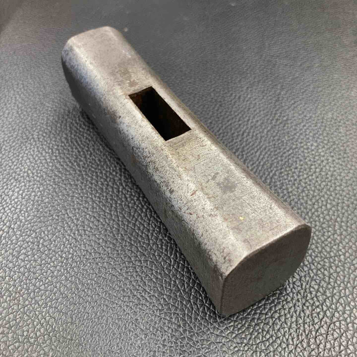 長谷川幸三郎 四角玄能(玄翁) 全鋼 688g 180匁【八潮店】