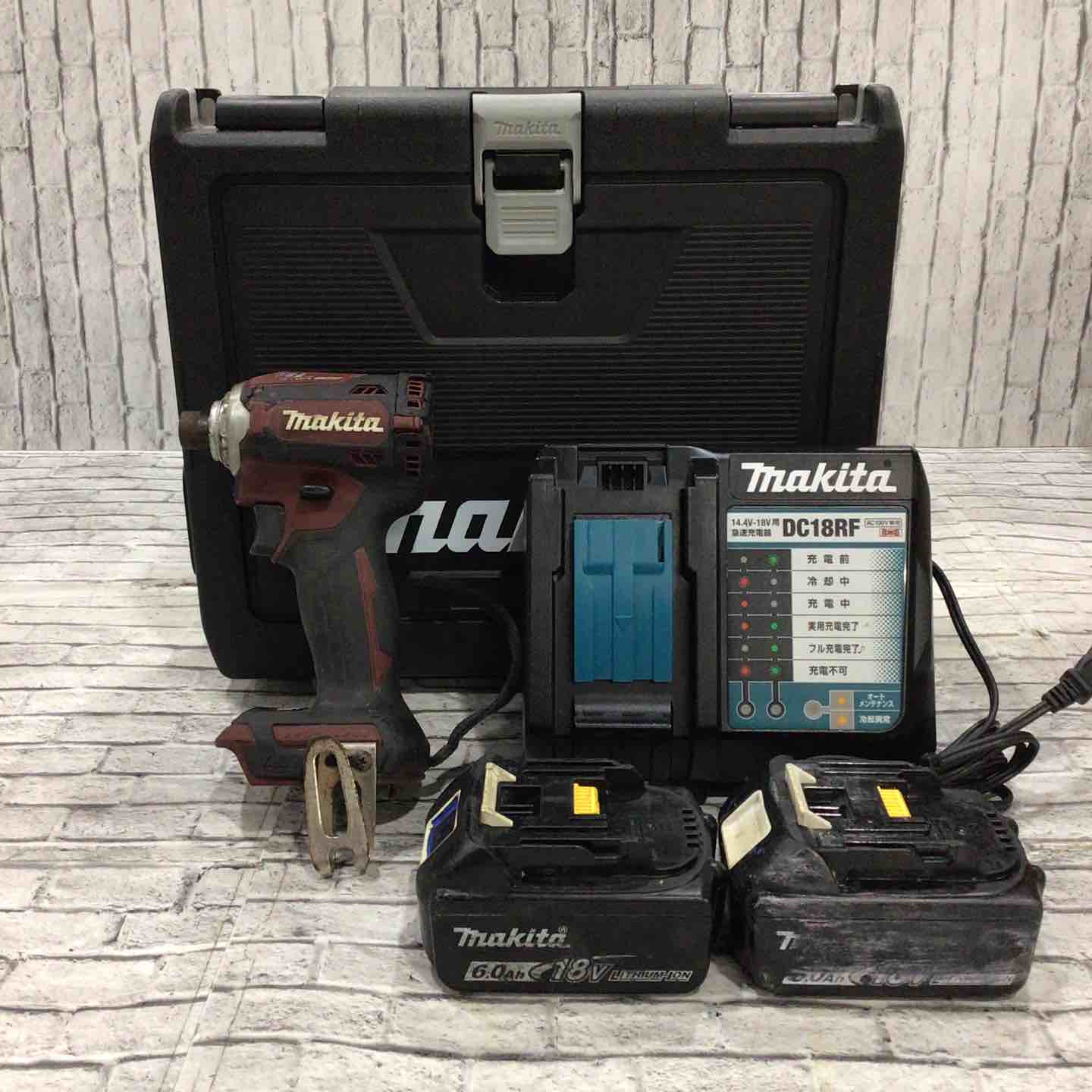 ☆マキタ(makita) コードレスインパクトドライバー TD171DGXAR【川口店