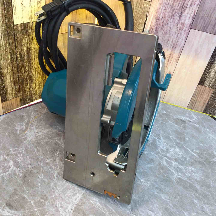 ★マキタ(makita) 電気マルノコ 5637BA【八潮店】