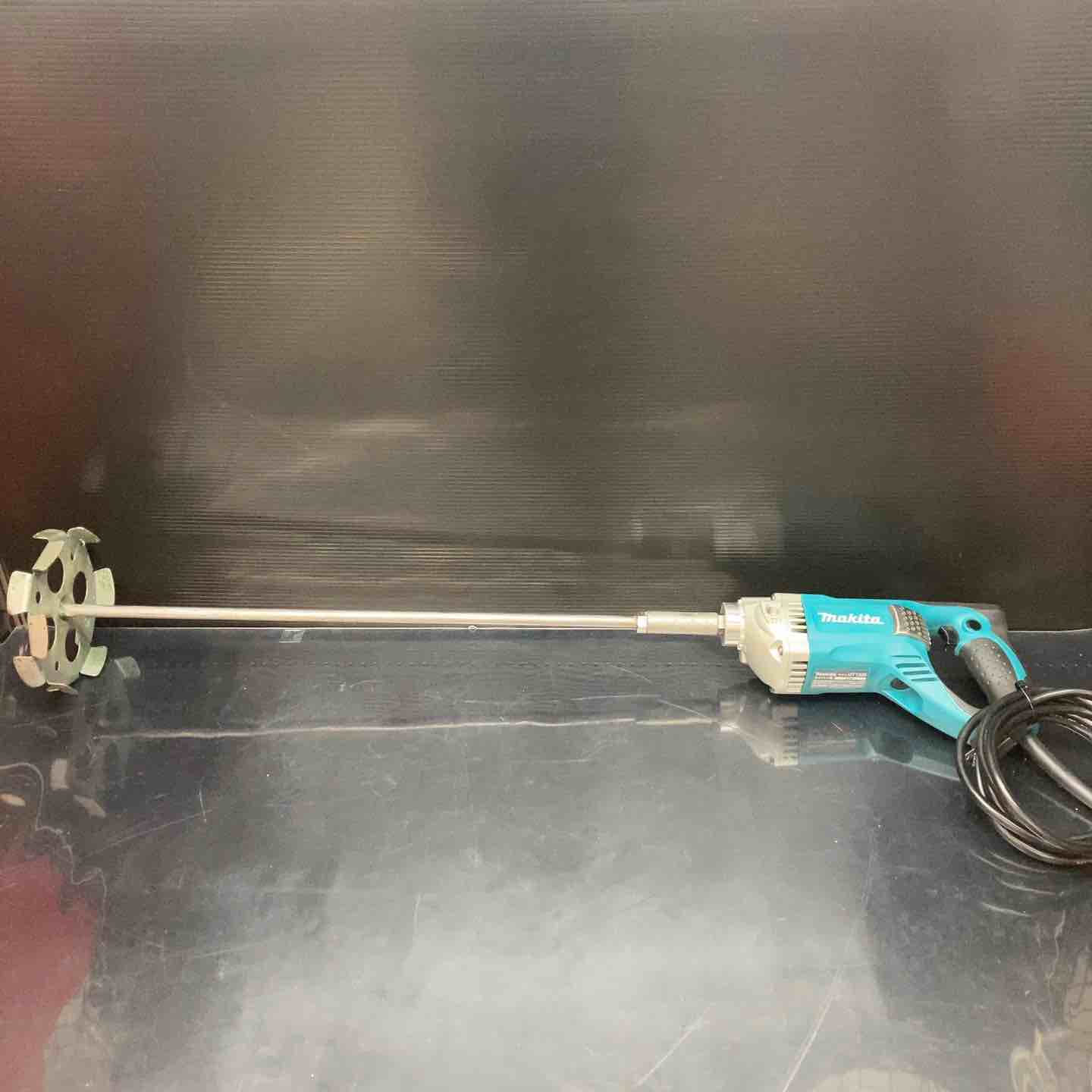 マキタ(makita) コンクリートかくはん機 UT1305【川越店】 ☆マキタ(makita) コンクリートかくはん機 UT1305【川越店】 – アクト