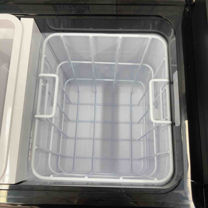 ★マキタ(makita) コードレス冷温庫 CW004GZO本体のみ 芳香剤の香りあり【柏店】