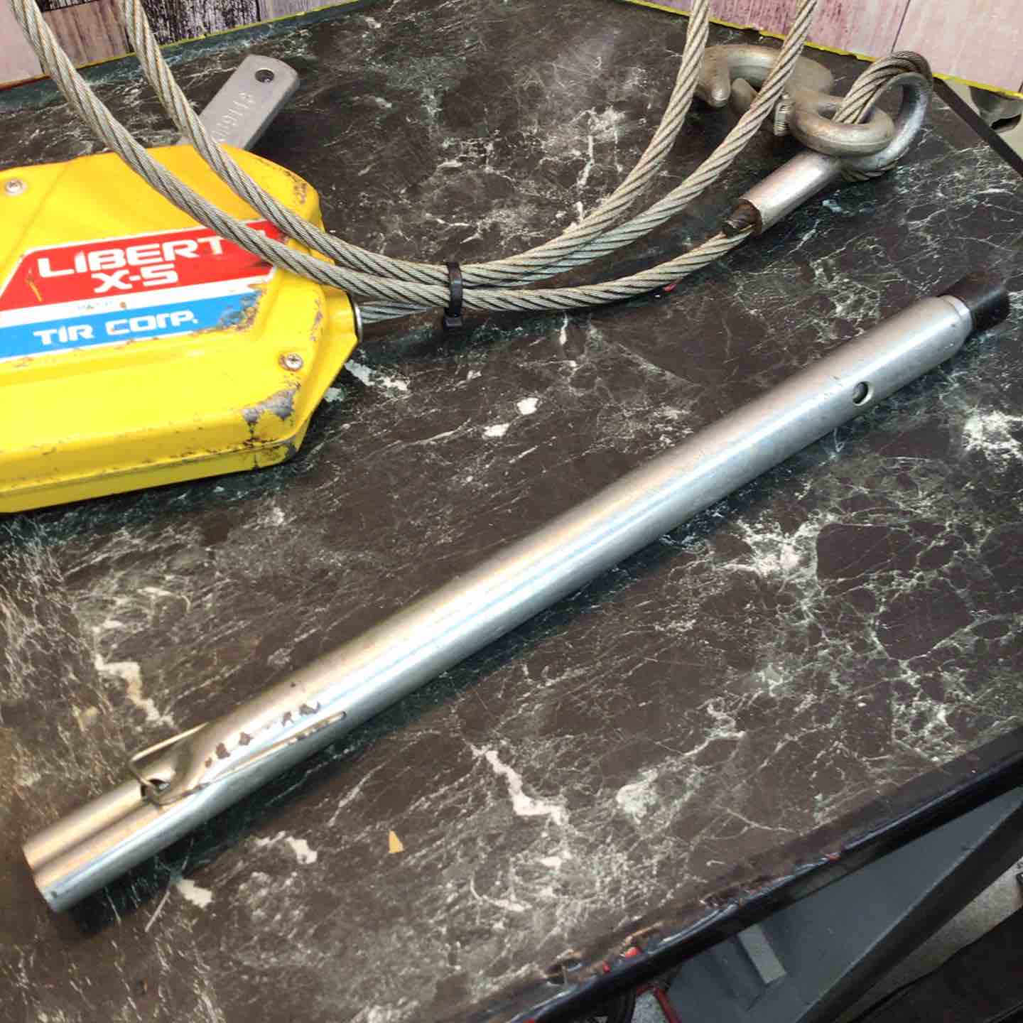 ◇カツヤマキカイ チルホール X-5 自重4kg 最大能力500kg LIBERTY