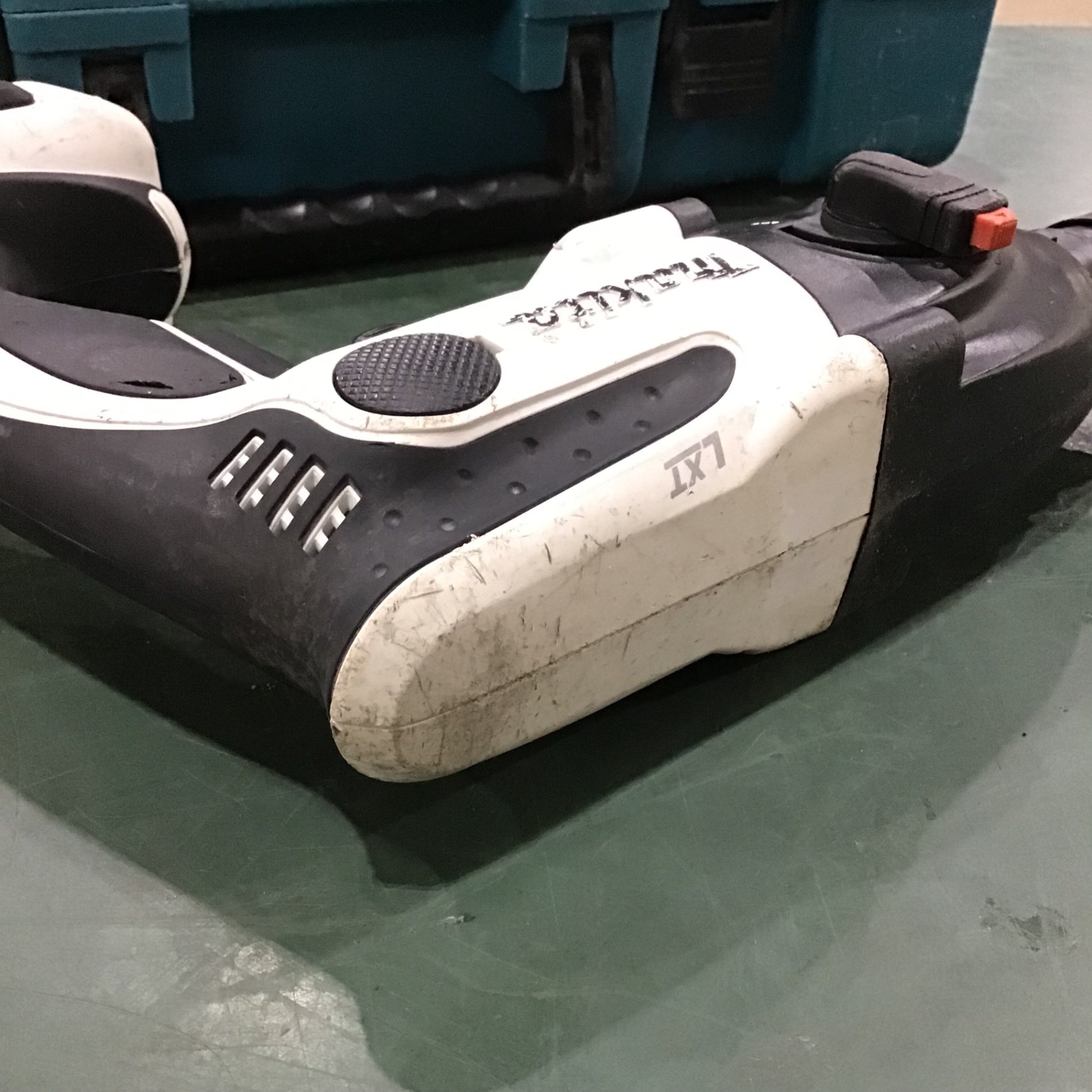 ☆マキタ(makita) コードレスハンマドリル HR162DRFX【川口店