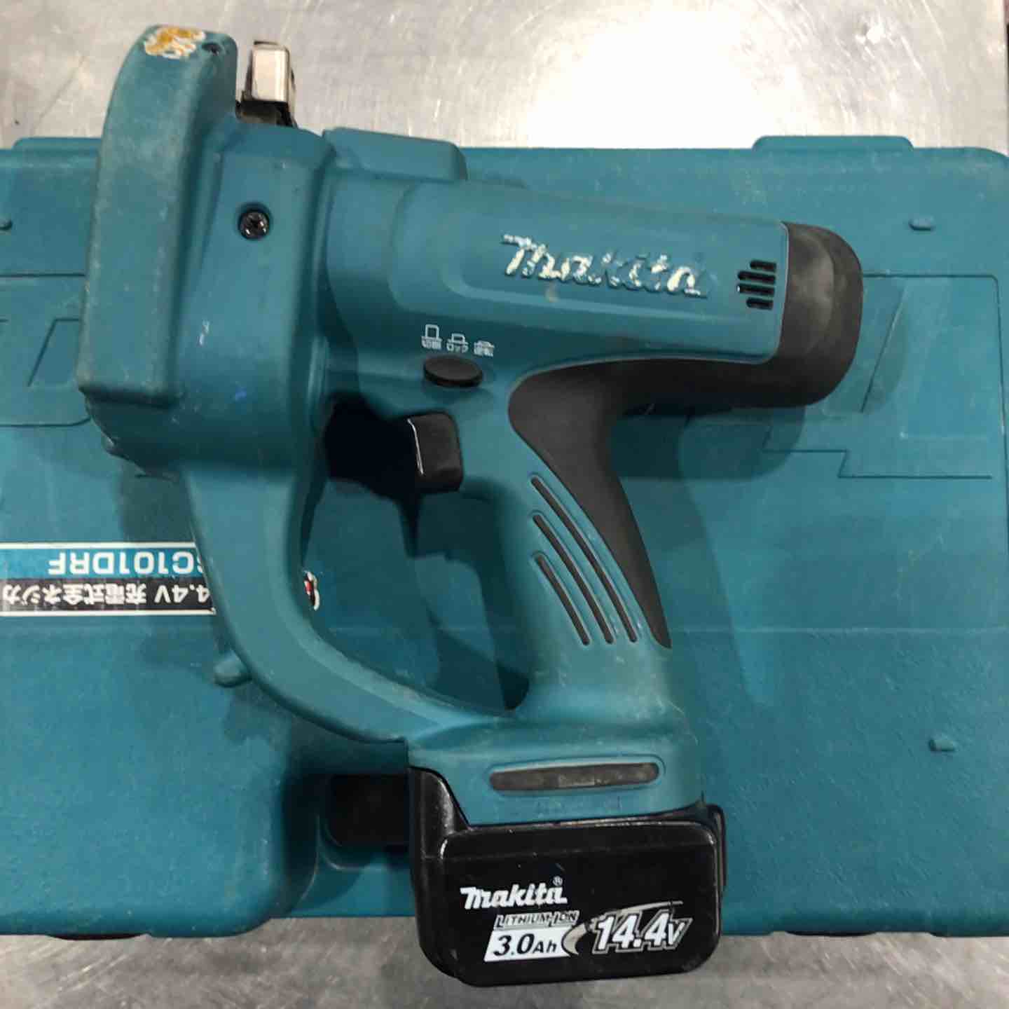 ☆マキタ(makita) コードレス全ネジカッター SC101DRF【川口店 ☆マキタ(makita) コードレス全ネジカッター SC101DRF【川口店