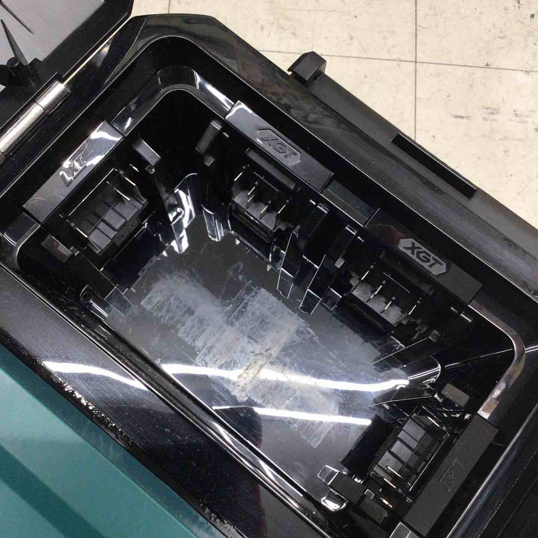 【中古品】 マキタ/makita コードレス冷温庫 CW004GZ 【鴻巣店】