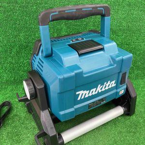 ★マキタ(makita) コードレススタンドライト ML809【川崎店】
