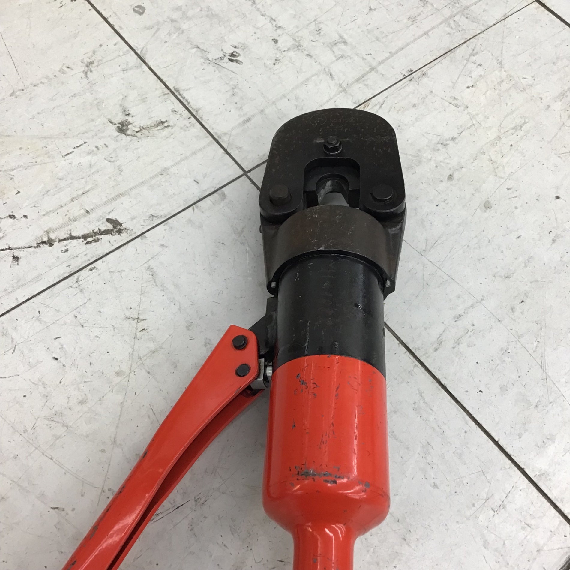 現状品】 泉精器/IZUMI 手動油圧式圧着工具・9H-2 【鴻巣店】 手動