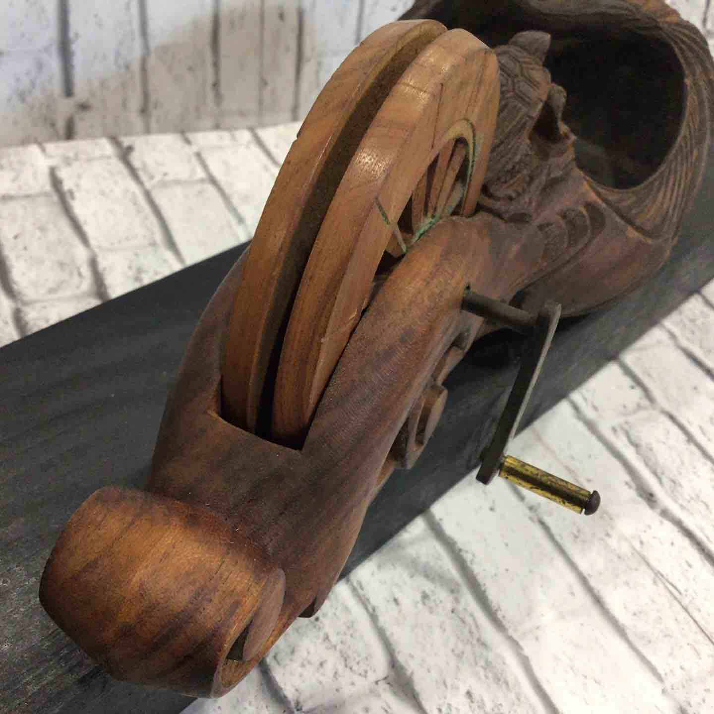 墨つぼ 墨壷 忠芳 鶴亀彫刻 【川口店】 – アクトツールオンラインショップ