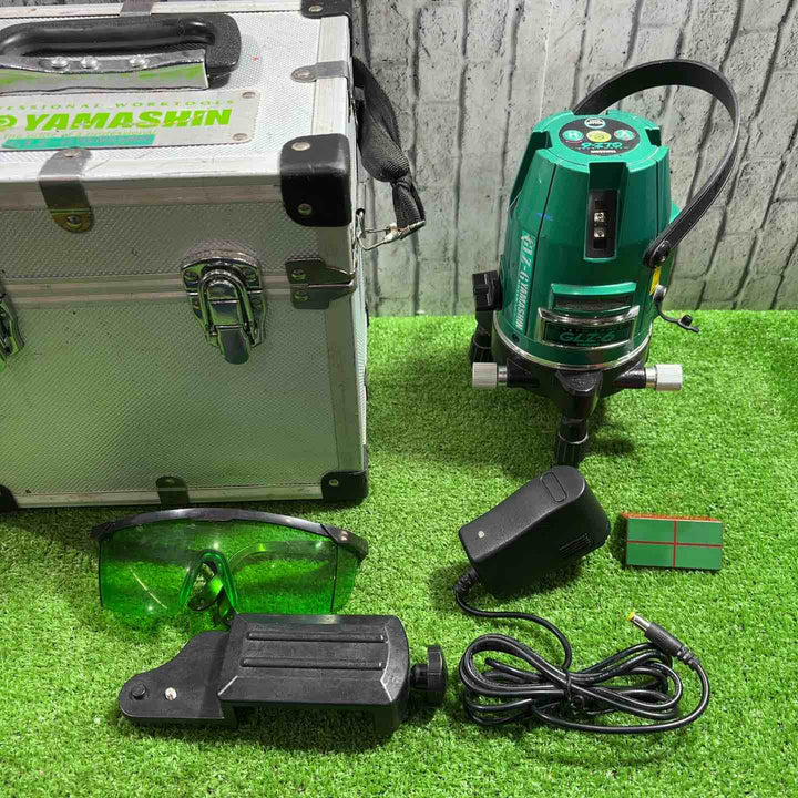 ◇山真(YAMASHIN) グリーンレーザー墨出し器 矩十字・横 GLZ-6【川口店】