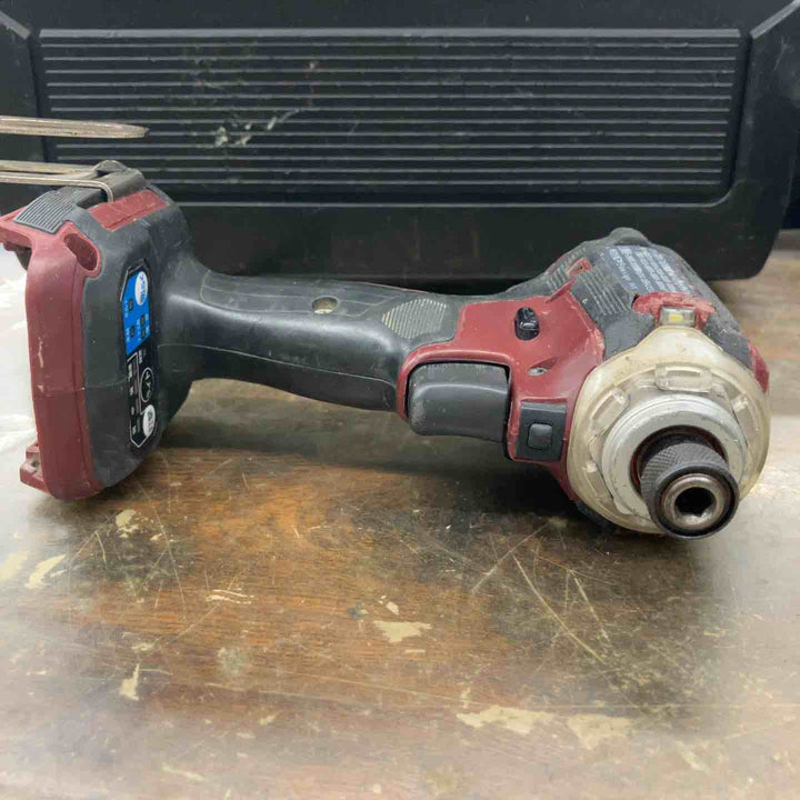 ★マキタ(makita) コードレスインパクトドライバー TD171DGXAR【戸田店】