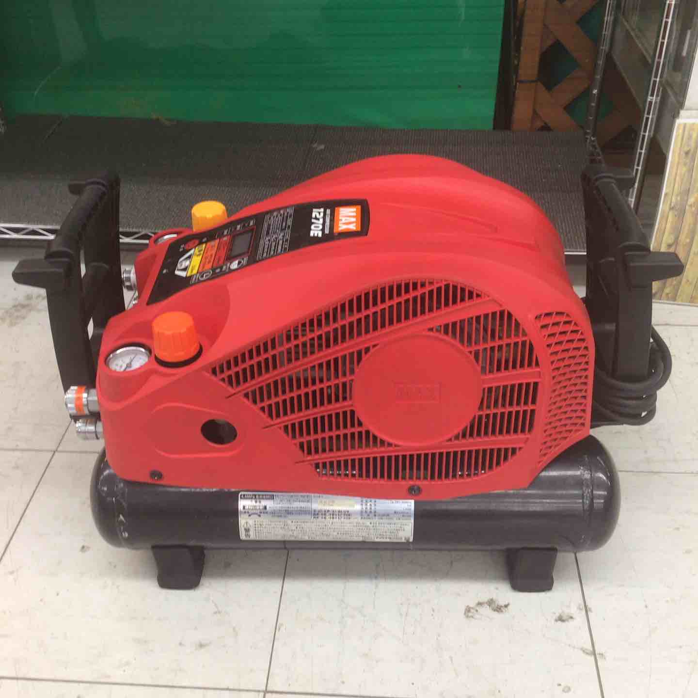 中古品】 マックス/MAX エアコンプレッサー AK-HL1270E_レッド 【鴻巣