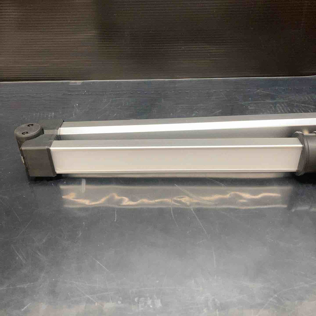 マキタ(makita) コードレスLEDライト ML012G【川越店】