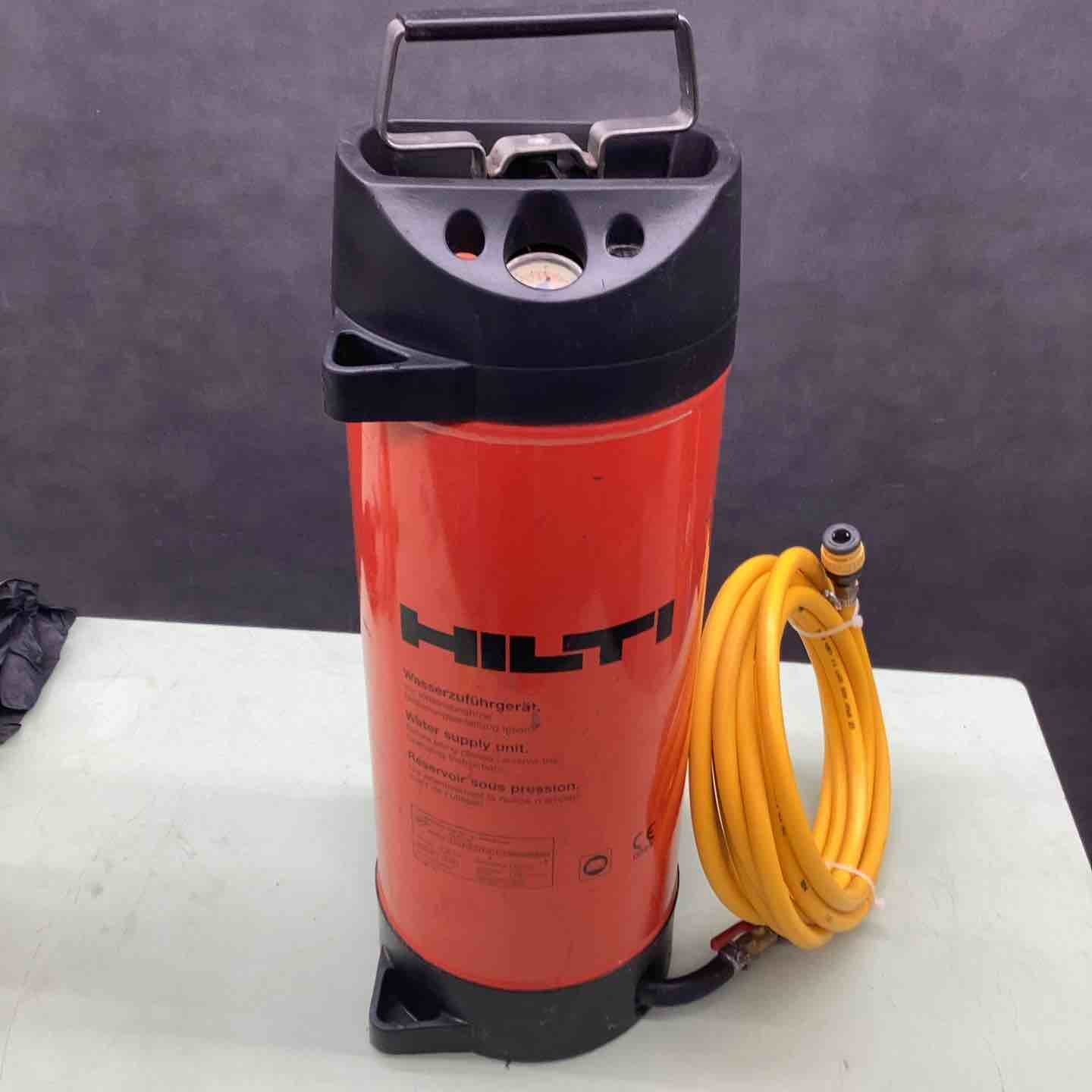 【エコツール豊田インター店】HILTI/ヒルティ ダイアモンドコアドリル 給水タンク+コア3点セット DCM1.5【愛知県/豊田市/工具】 HILTI ヒルティ コアドリルポンプ ダイヤモンドコアドリル 給水タンク