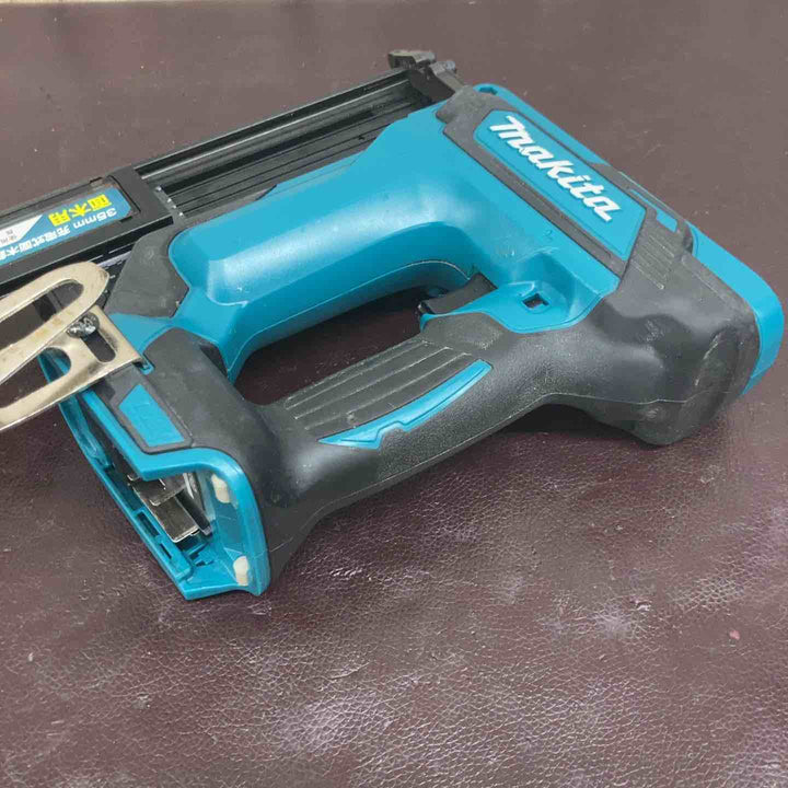 【中古品】 マキタ(makita) コードレスフィニッシュネイラ FN350DRGX 18V バッテリー2個付属 【東大和店】