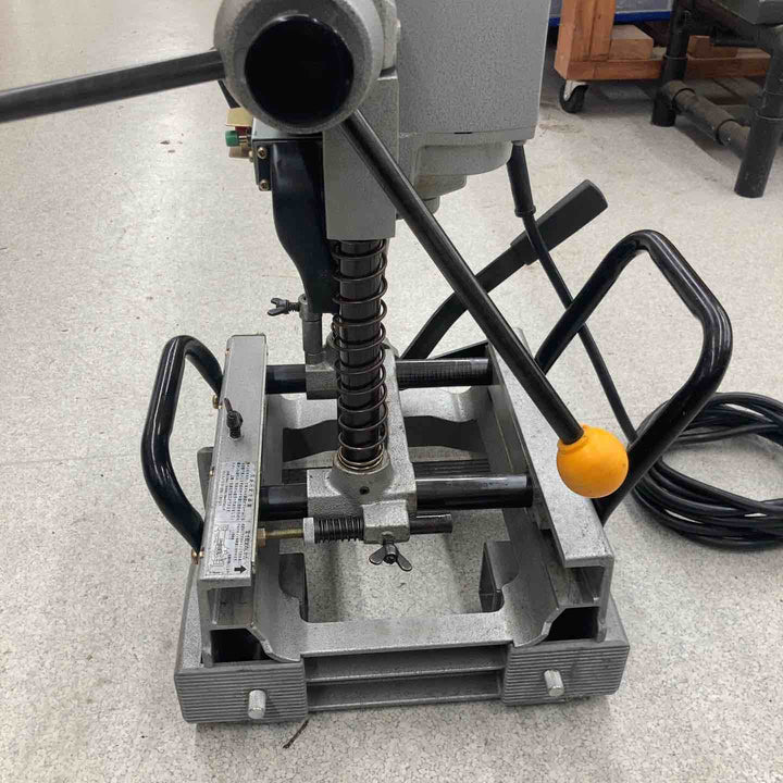 【中古品 美品】◇makita マキタ 手動角ノミ 7302 状態よい【八潮店】