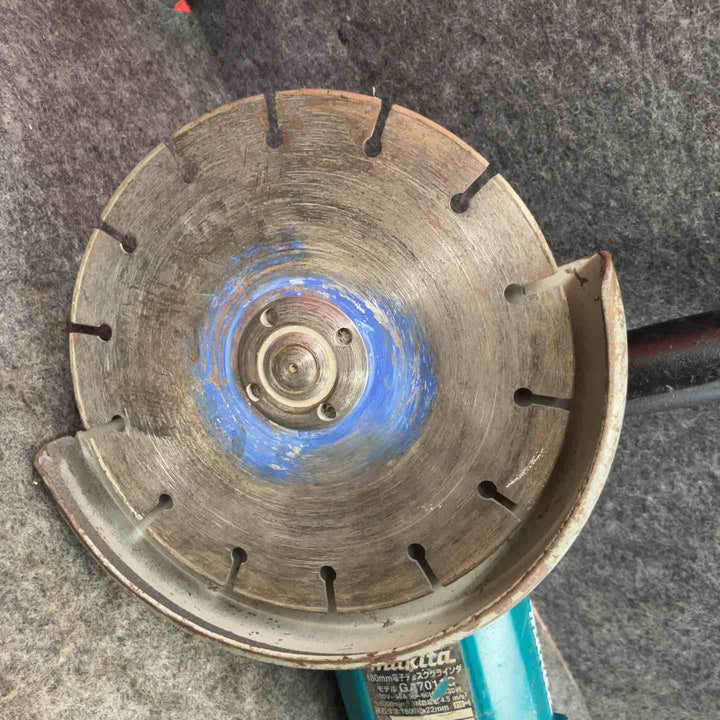 ☆マキタ(makita) 180mm電子ディスクグラインダ GA7011C【鴻巣店】