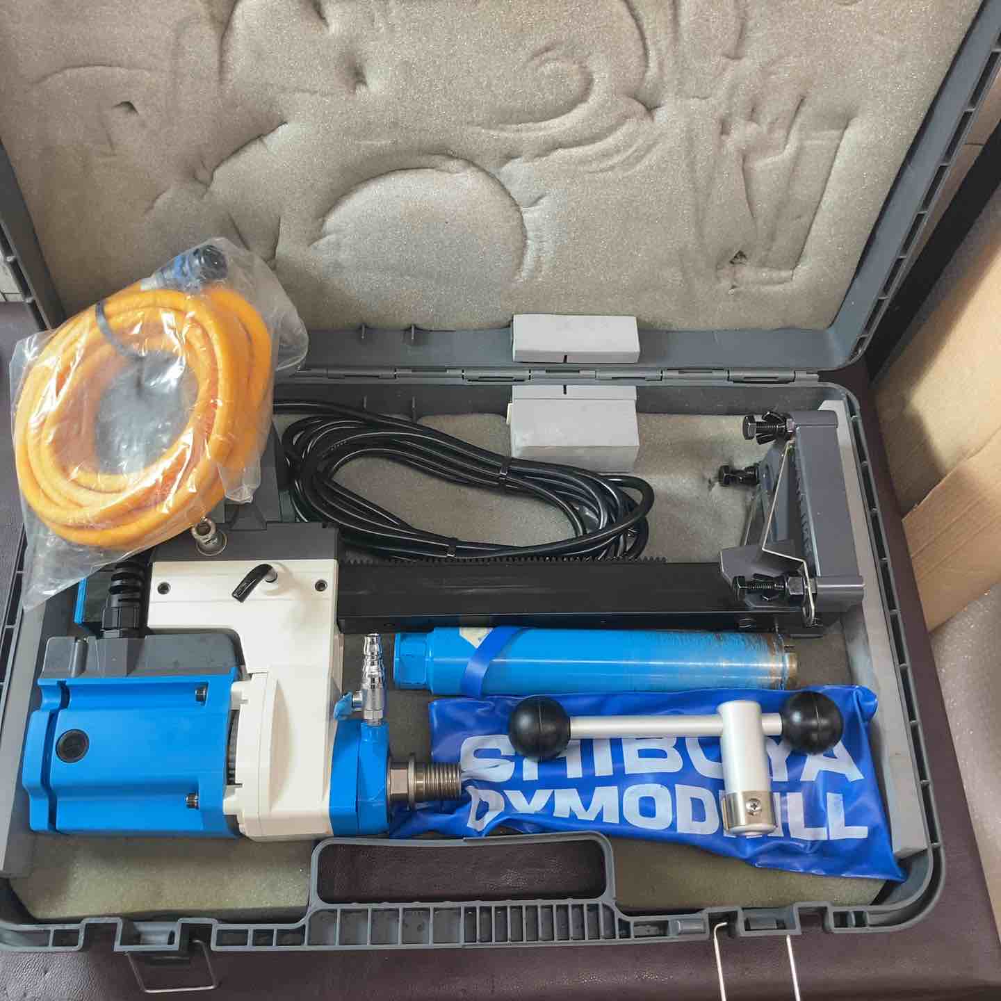 中古品】シブヤ(SHIBUYA) コアドリル TS-092 穿孔機 ダイヤモンド 中古品】シブヤ(SHIBUYA) コアドリル TS-092 穿孔機 ダイヤモンド