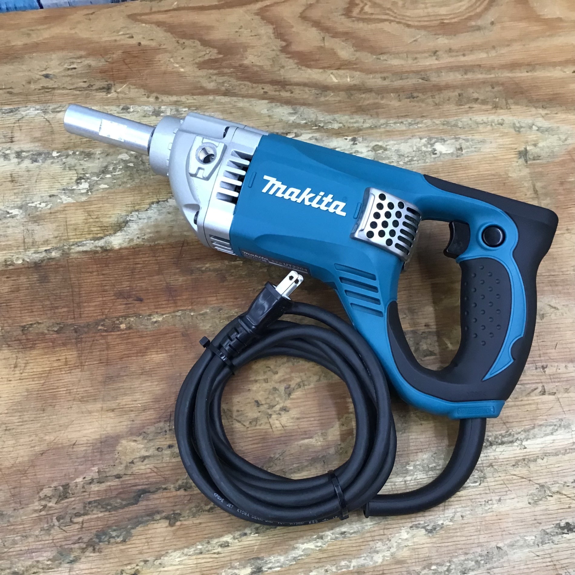 ☆マキタ(makita) かくはん機 UT2204【柏店】 – アクトツール