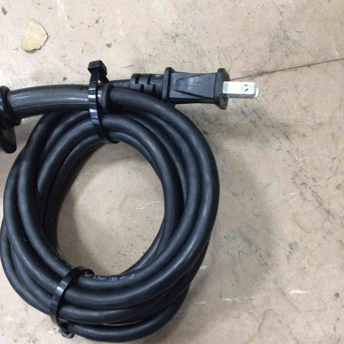 HIKOKI　ハイコーキ　UM22V　カクハン機　中古品　220ｍｍ　【ハンズクラフト宜野湾店】 Amazon | HiKOKI(ハイコーキ) かくはん機 スクリュー径220mm AC100V 高