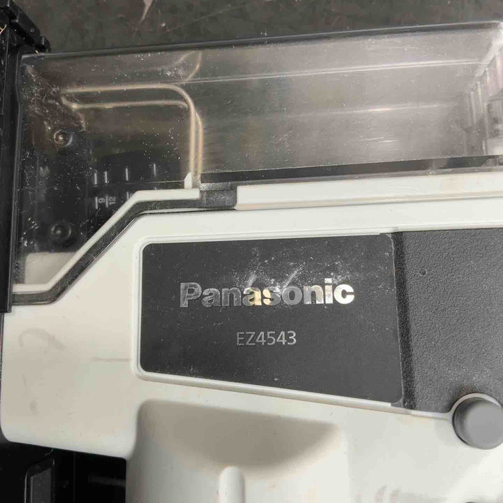 ◇パナソニック(Panasonic) コードレス角穴カッター EZ4543X-B【草加店】