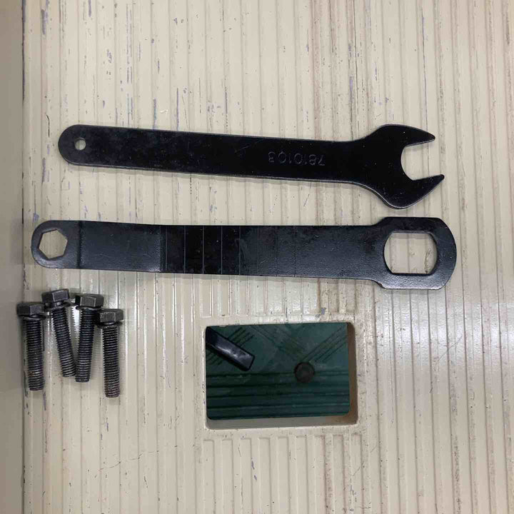 【店頭受取り限定】◇マキタ(makita) マルノコ盤 2711【八潮店】