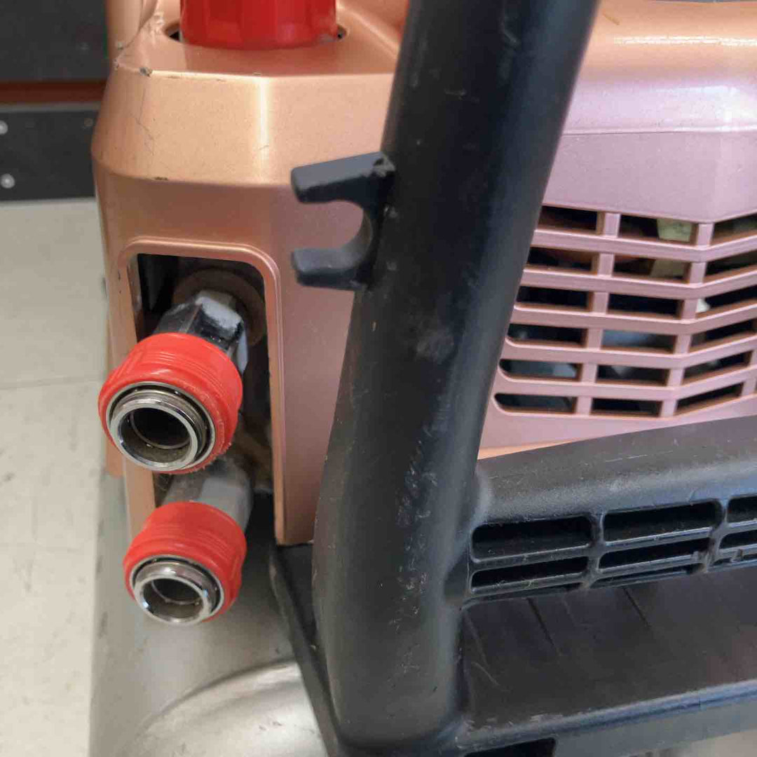 ★マキタ(makita) エアコンプレッサー AC462XLH【鴻巣店】