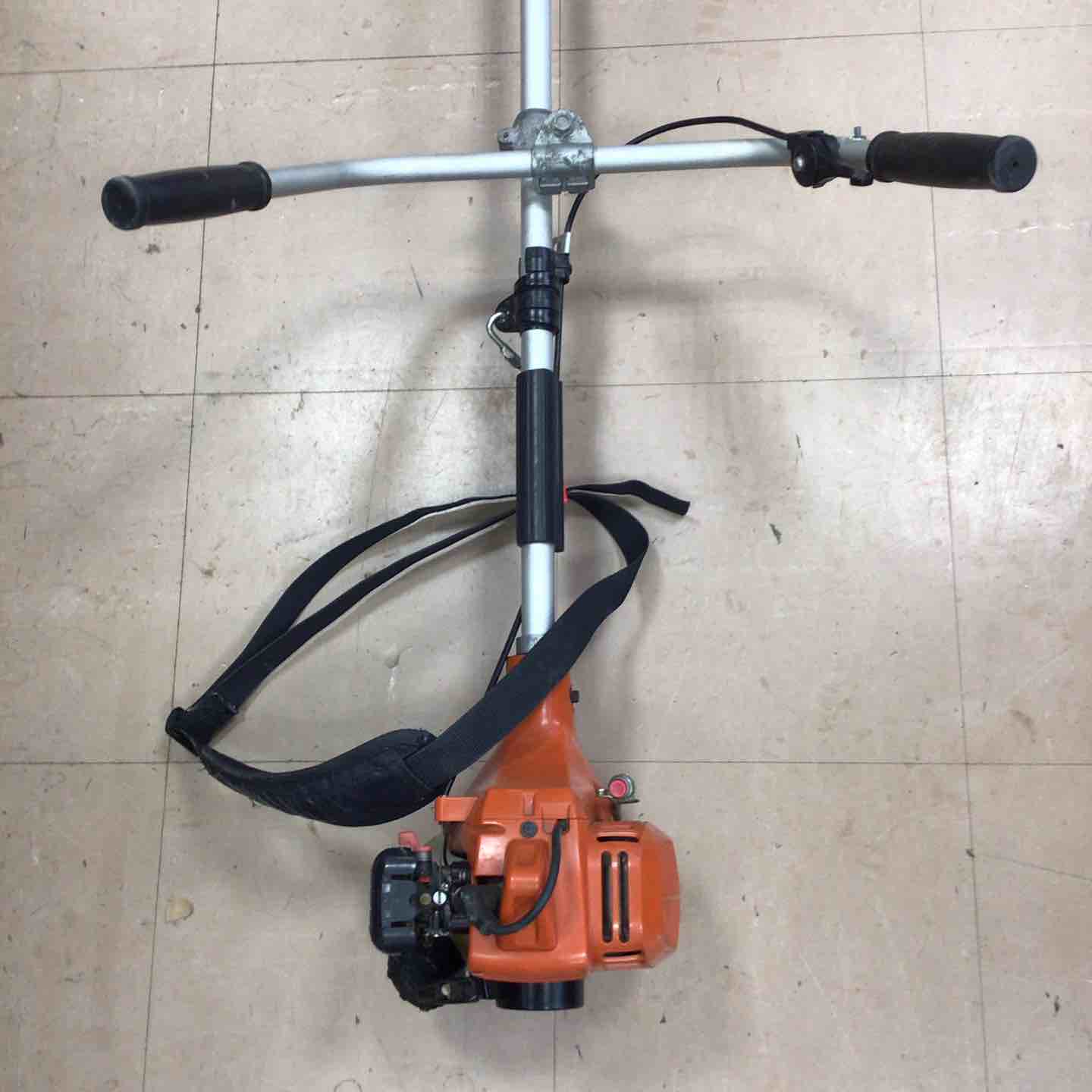 店頭受取り限定】タナカ エンジン式刈払機 TBC-210HV【草加店