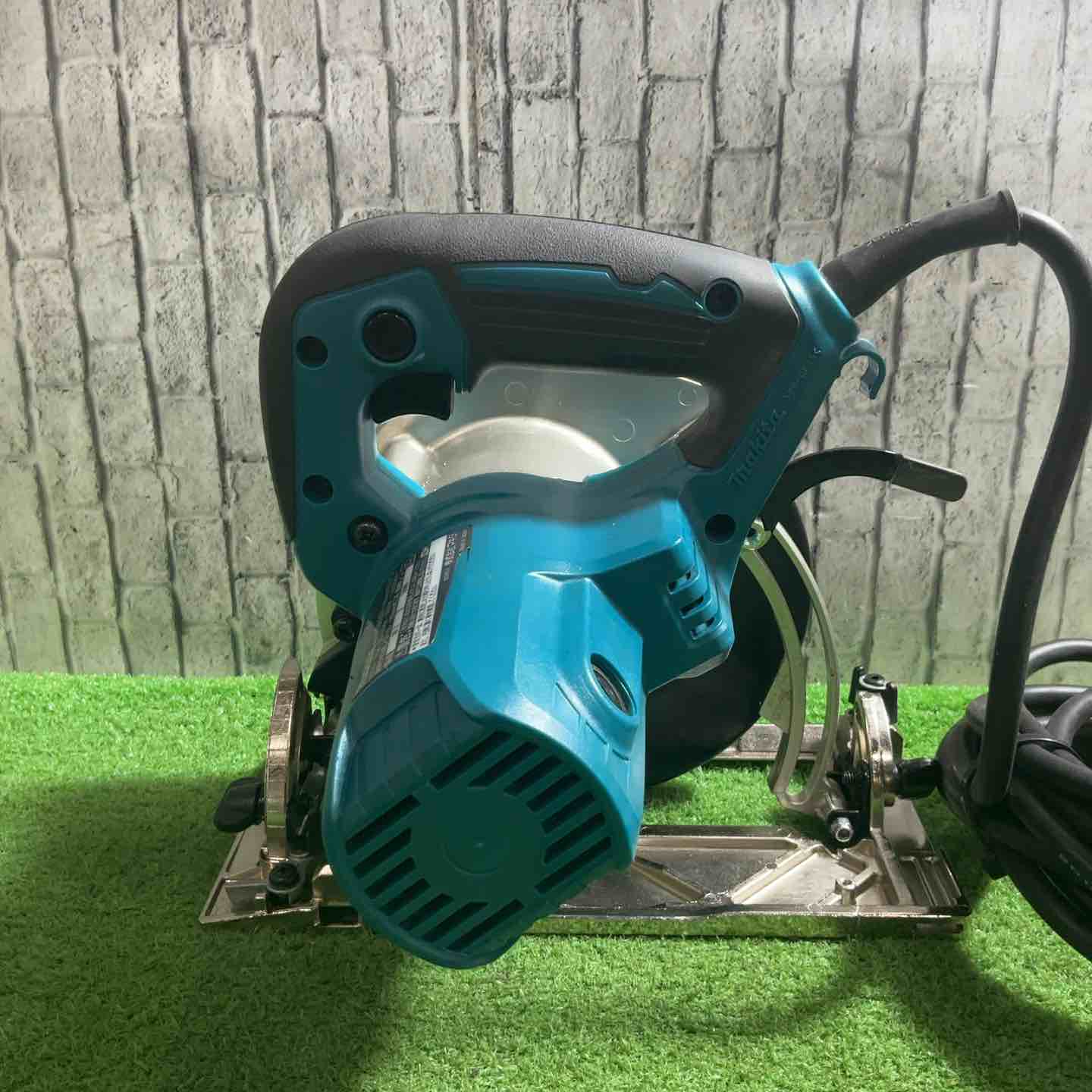☆マキタ(makita) 電気マルノコ HS6301 動作確認済【川口店】 – アクト