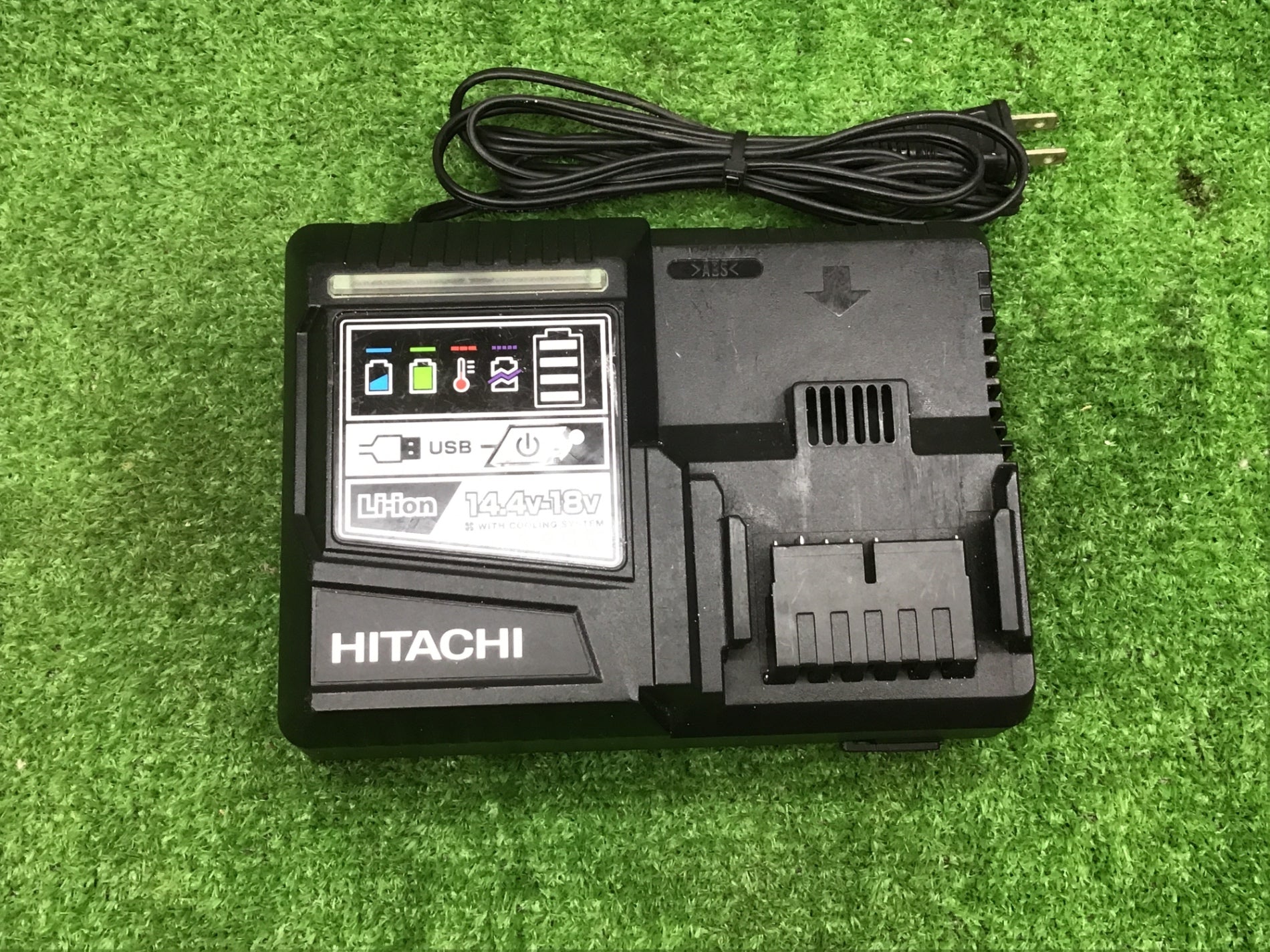 充電器 – アクトツールオンラインショップ