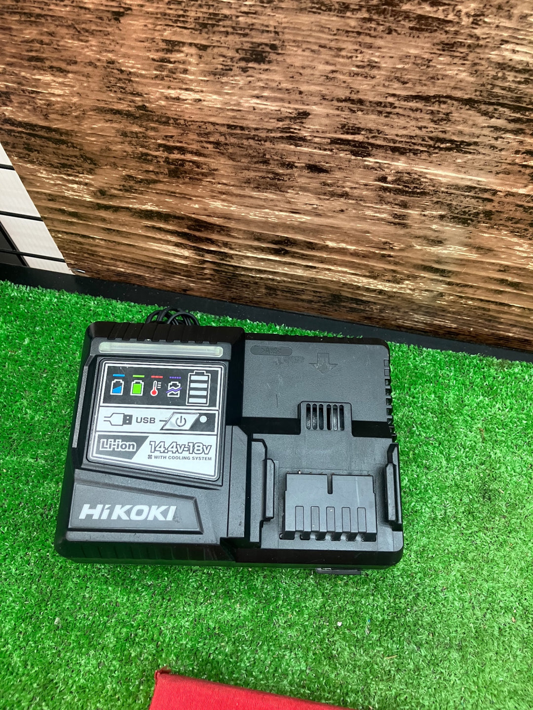 ★ハイコーキ(HIKOKI ※旧:日立工機) コードレスセーバーソー CR18DA(XP) ケース無し　充電器UC18YDL　【川越店】