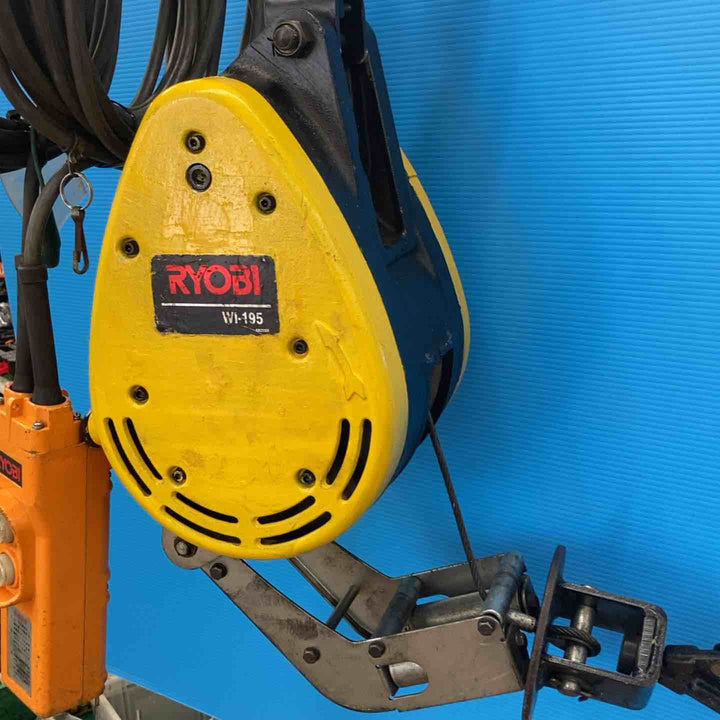 ★リョービ(RYOBI) ウインチ WI-195 200kg 30m【岩槻店】