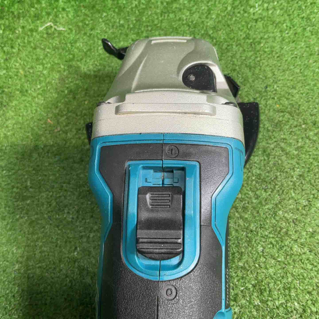 マキタ(makita) 100mmコードレスディスクグラインダ GA404DZN (GA404DN)【藤沢店】