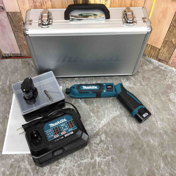 【未使用品】★マキタ makita 7.2V1.5Ah コードレスペンインパクトドライバー TD022DSHX【八潮店】