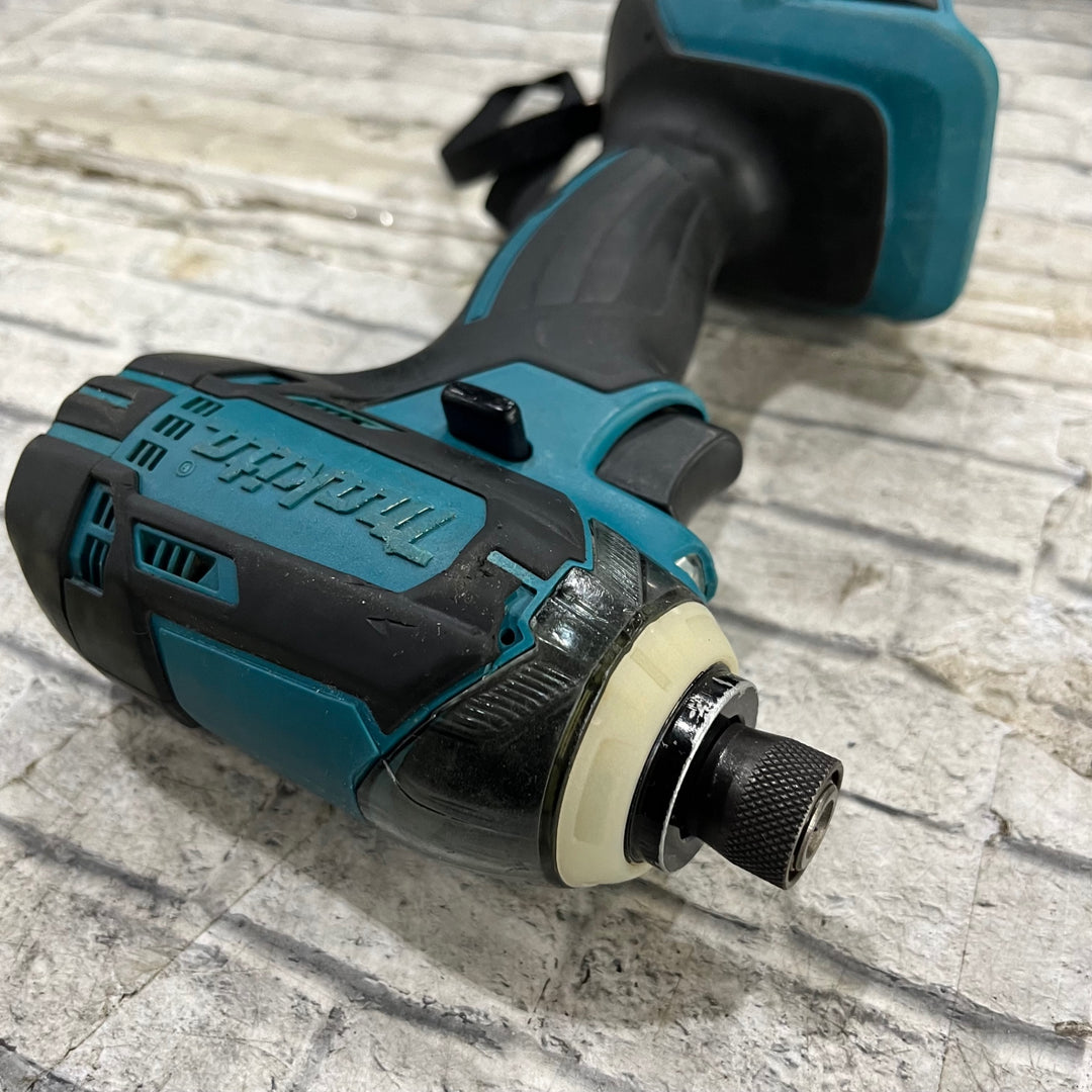 ★マキタ(makita) コードレスインパクトドライバー TD138DRFX【川口店】