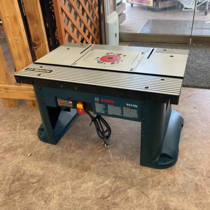 【店頭受取り限定】ボッシュ ベンチトップ ルーター テーブル RA1181　並行輸入品【所沢店】