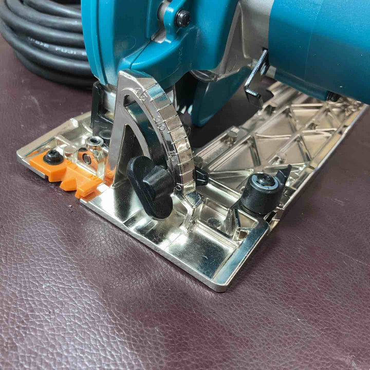 【中古品】 マキタ(makita) 165mm 電気マルノコ 5637BA 【東大和店】